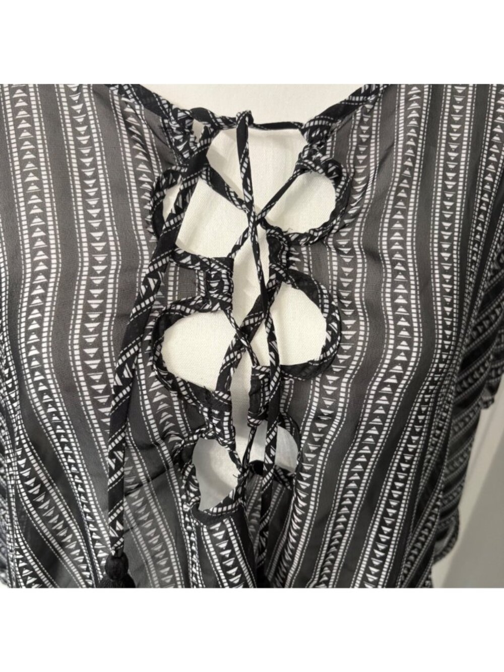 Black & White Boho Sheer Striped Beach Swim Tunic Cover Up Time & Tru L(12-14) - Picture 5 of 10
